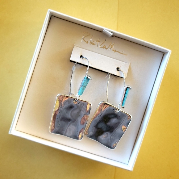 Robert La Muir Earrings Brand Turquoise Gold Color NWT - Picture 3 of 4